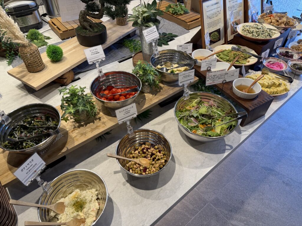クインテッサホテル広島銀山町の朝食サラダバー