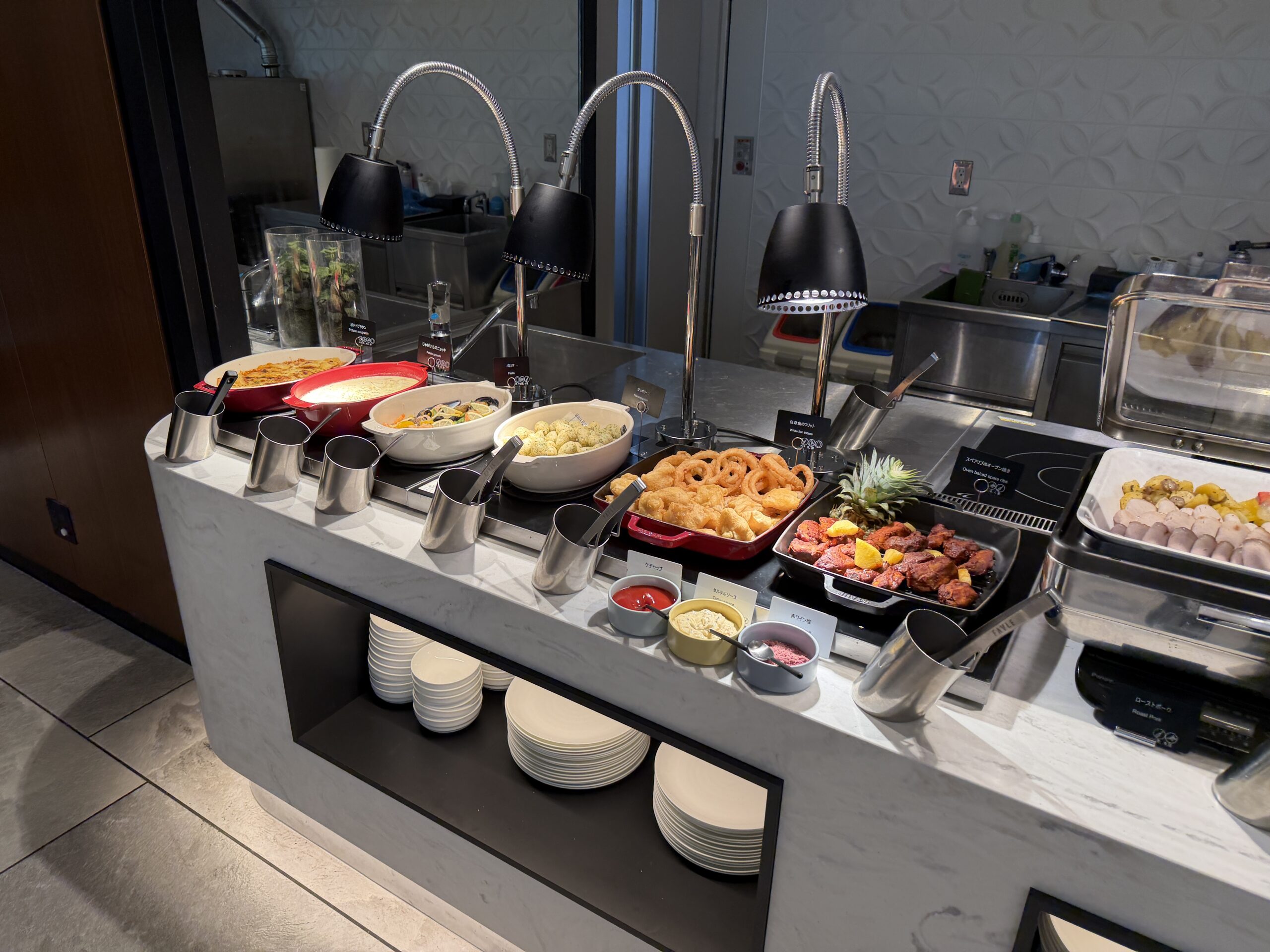 Bayside KITCHENの温菜ビュッフェ台