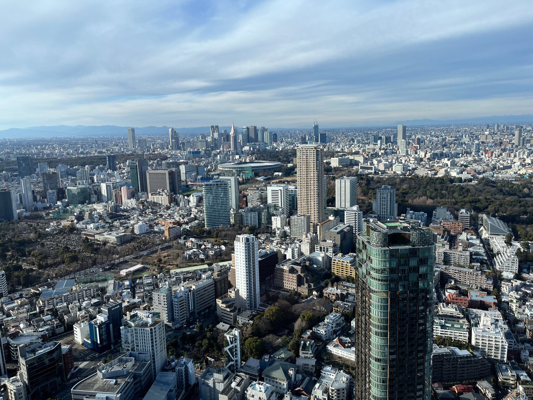 ザ・リッツ・カールトン東京 客室からの眺望（新宿・国立競技場方面）