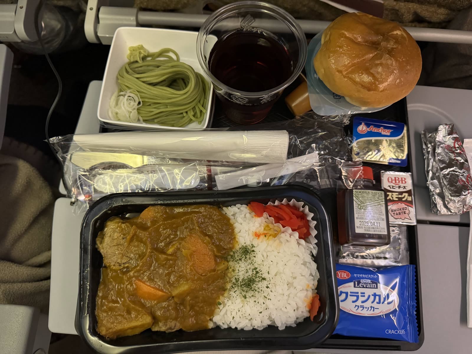 シンガポール航空エコノミークラスのカレー系機内食
