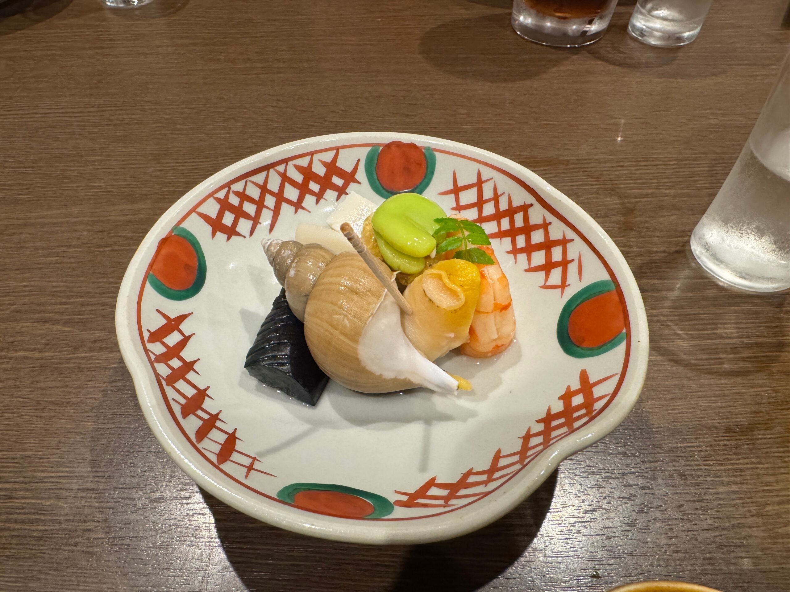 牧野の先付け つぶ貝と海老と枝豆